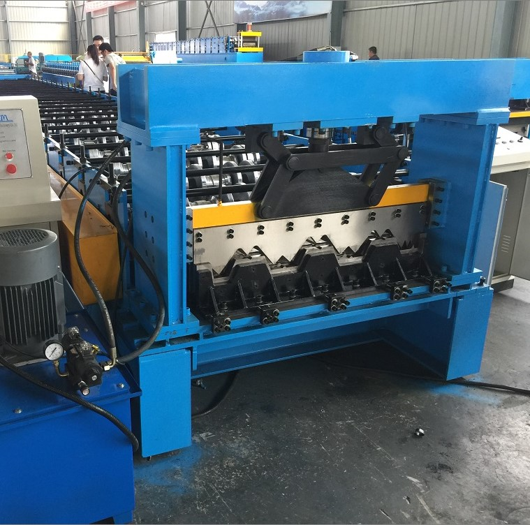 Floor Deck Roll Forming Machine